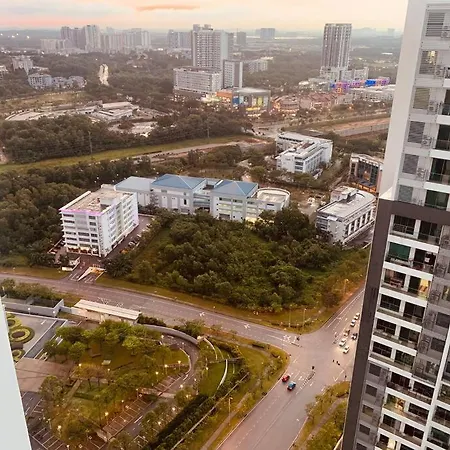 Couples Mind Relaxing Highfloor Staycation 9 Cyberjaya Exterior photo