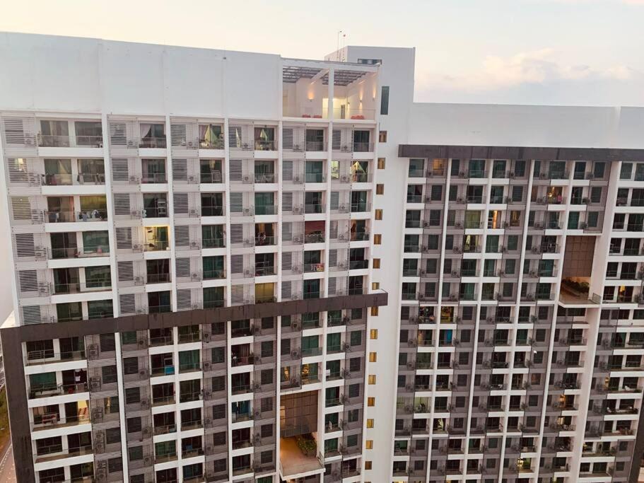 Apartment Couples Mind Relaxing Highfloor Staycation 9
