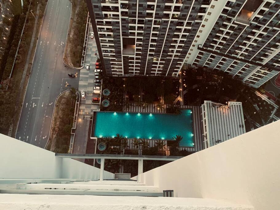 Couples Mind Relaxing Highfloor Staycation 9 Apartment